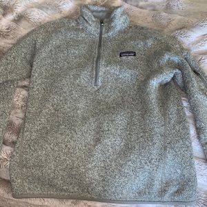 medium patagonia quarter zip